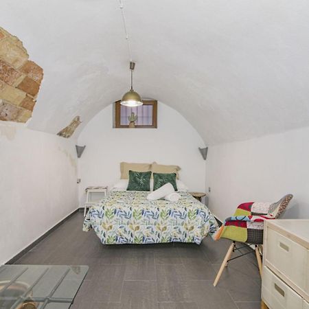 Apartamento LA CUEVA DE H y M Granada Exterior foto